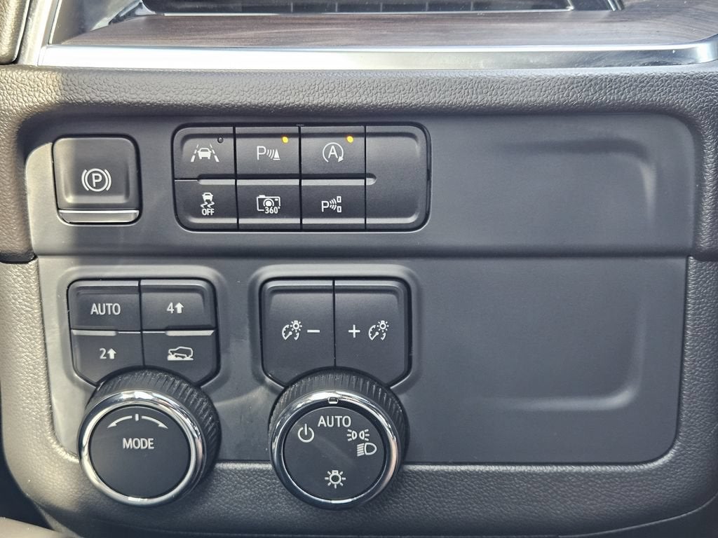 2025 Chevrolet Tahoe LS