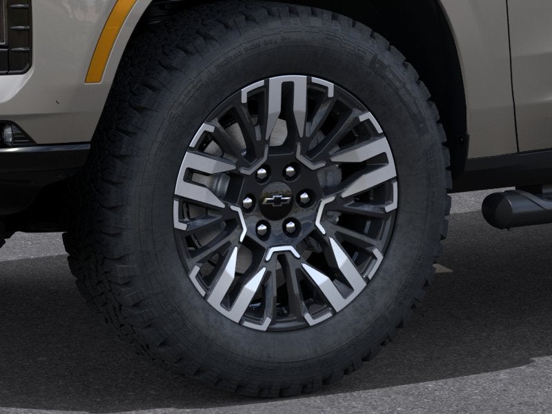 2027 Chevrolet Tahoe Z71 - Photo 9