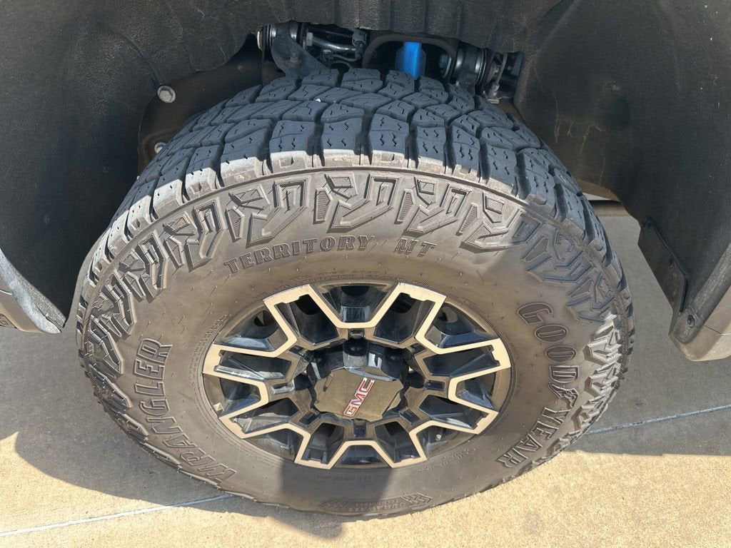 2025 GMC Sierra 2500 HD AT4X