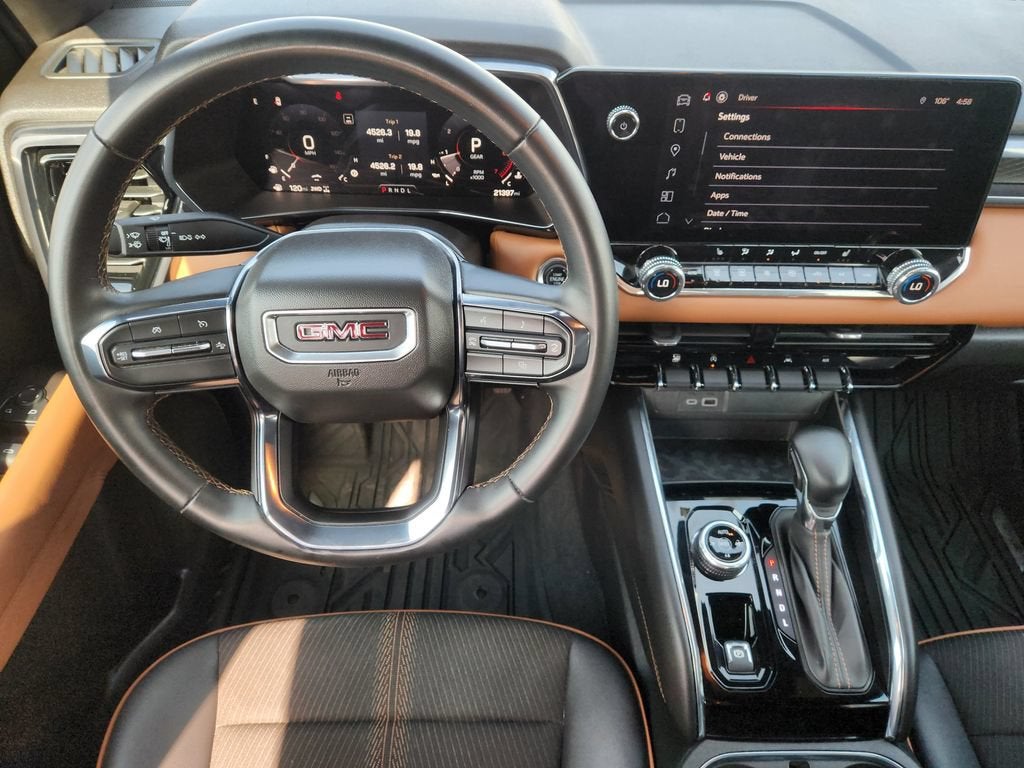 2024 GMC Canyon AT4