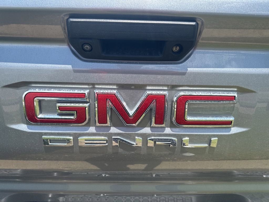 2023 GMC Canyon Denali