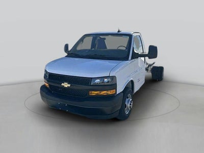 2024 Chevrolet Express Cutaway 4500 2WT