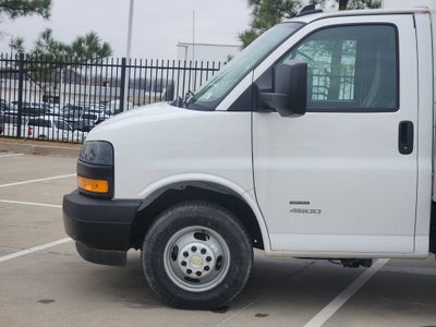 2024 Chevrolet Express Cutaway 4500 2WT