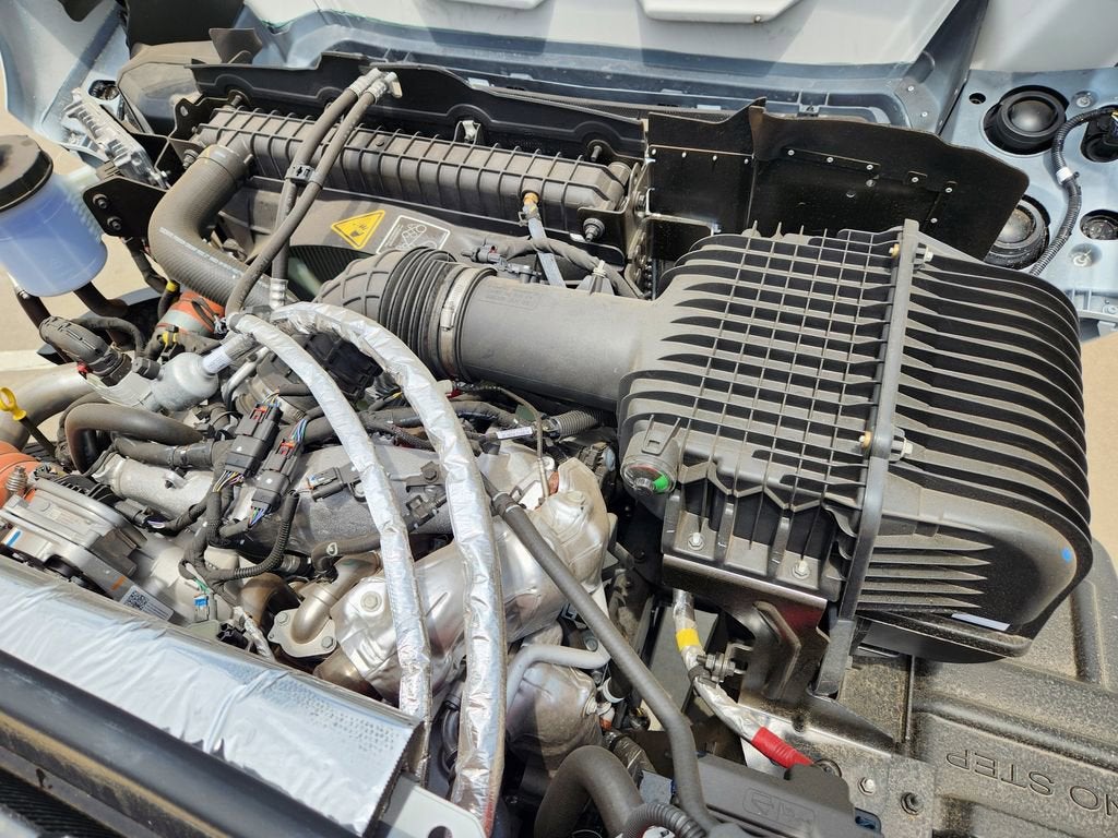 2024 Chevrolet Silverado 5500 HD Work Truck