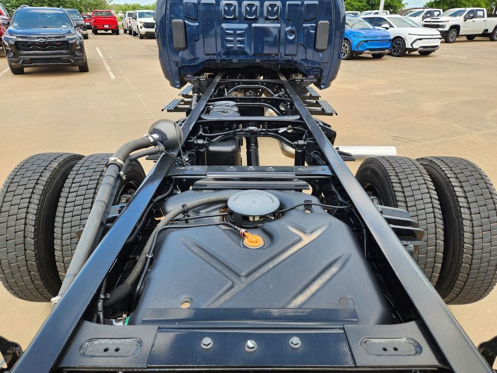 2023 Chevrolet Silverado 6500 HD Work Truck