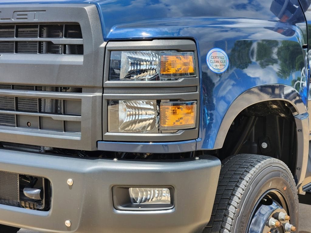 2023 Chevrolet Silverado 6500 HD Work Truck