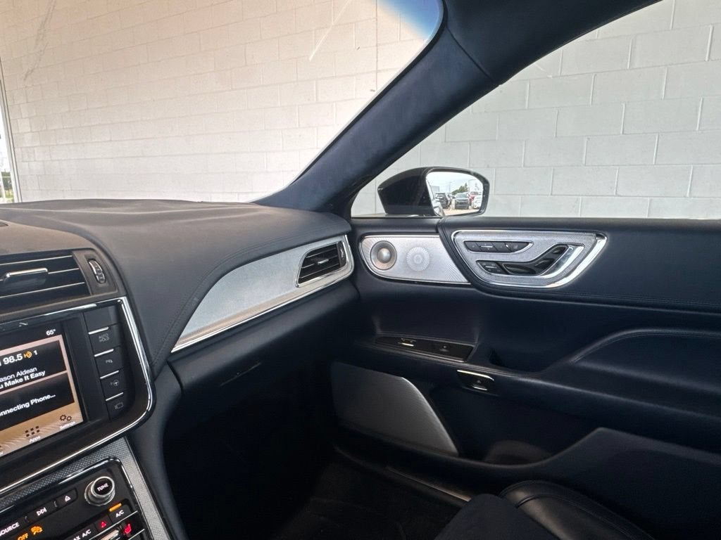 2017 Lincoln Continental Black Label