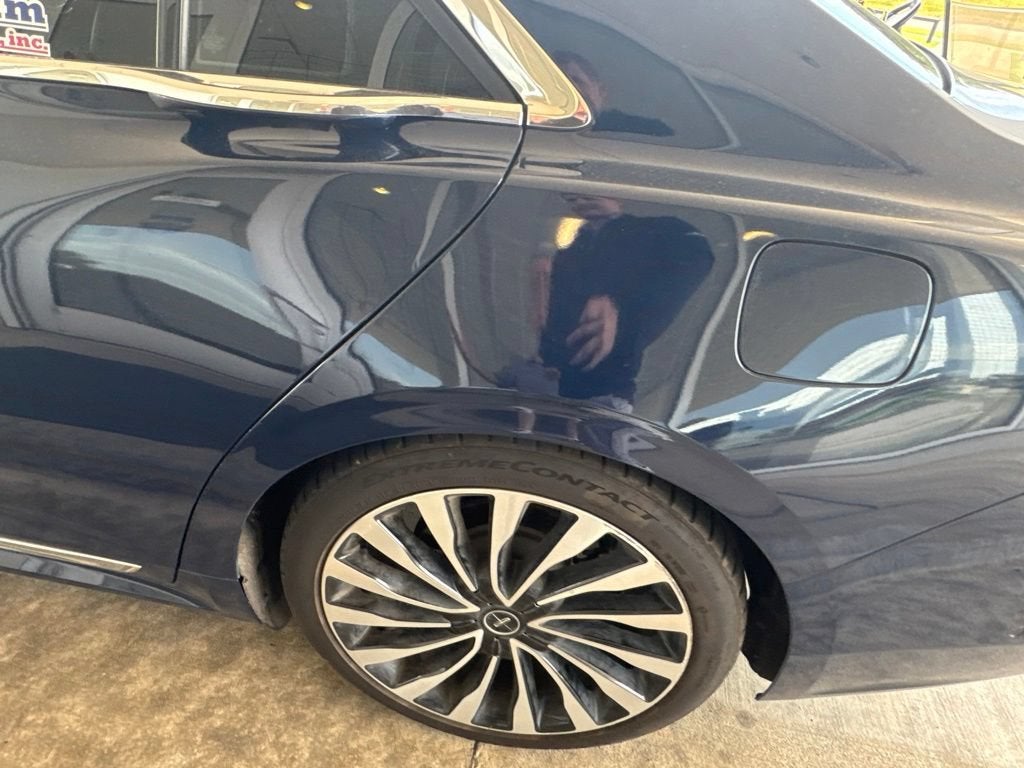 2017 Lincoln Continental Black Label