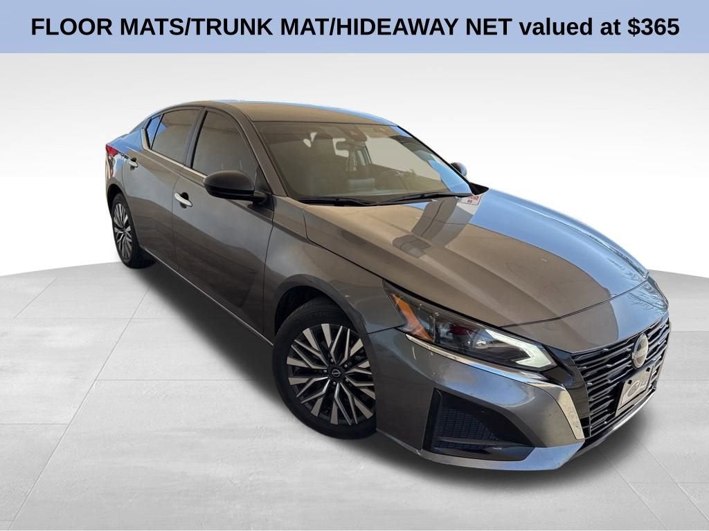 2024 Nissan Altima SV