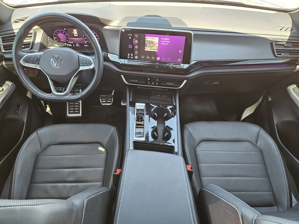 2024 Volkswagen Atlas Cross Sport 2.0T SEL R-Line