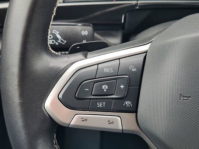 2025 Volkswagen Atlas Cross Sport 2.0T SE w/Technology