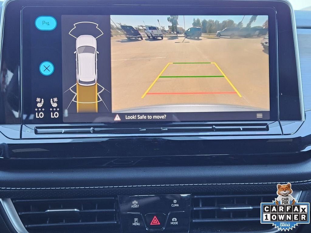 2024 Volkswagen Atlas Cross Sport 2.0T SE w/Technology