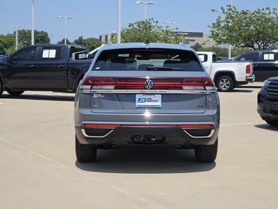 2026 Volkswagen Atlas Cross Sport 2.0T SE w/Technology