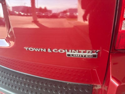 2010 Chrysler Town & Country Limited