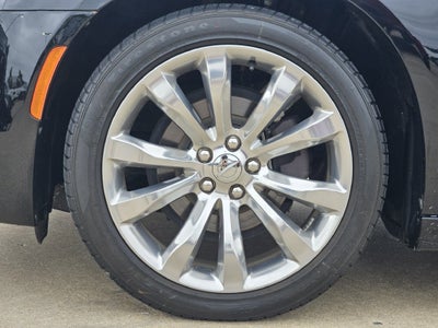 2020 Chrysler 300 Touring