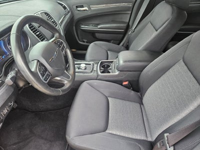 2020 Chrysler 300 Touring