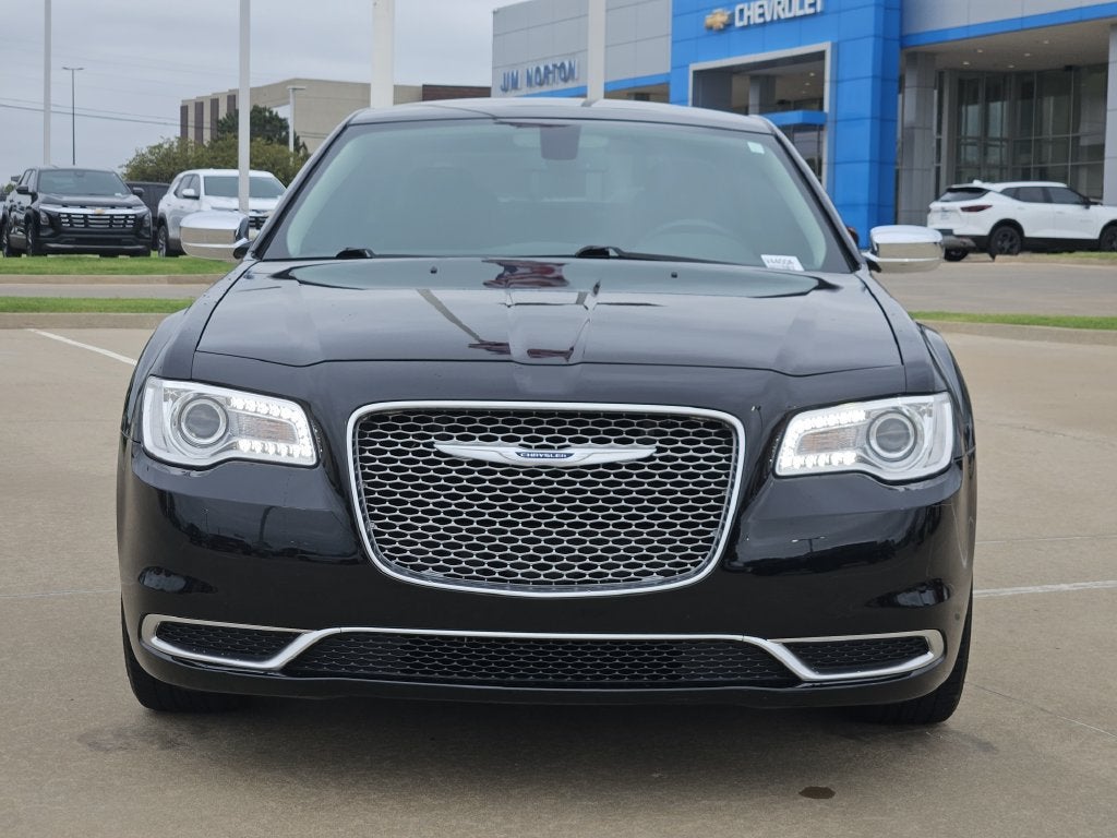 2020 Chrysler 300 Touring