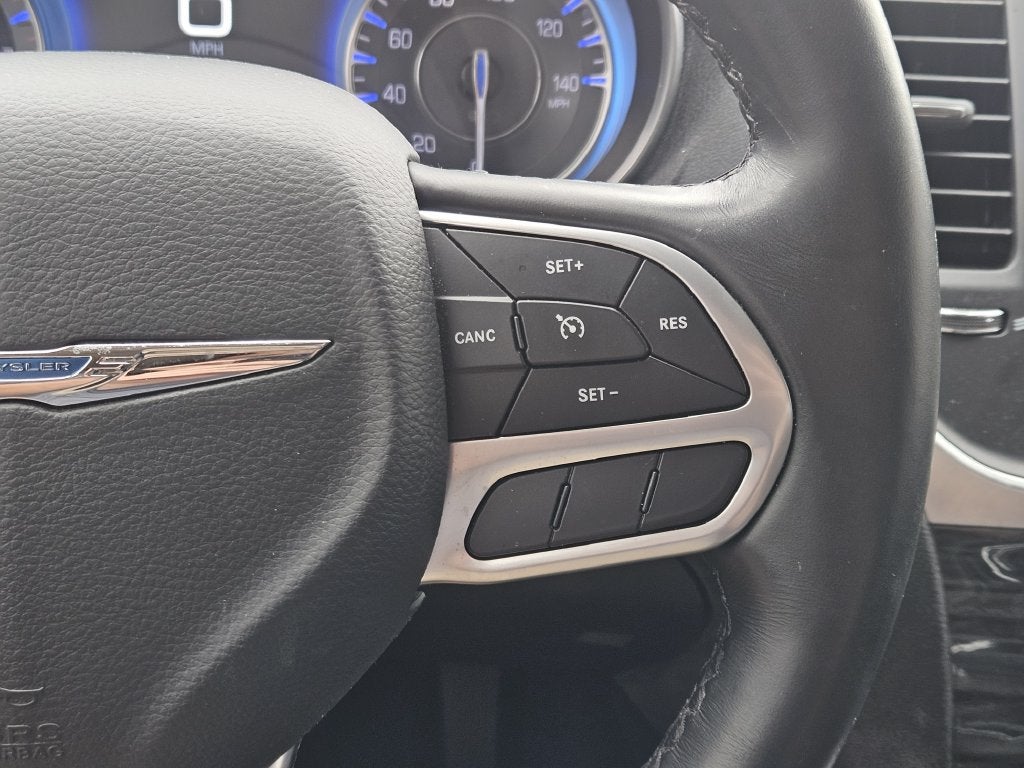 2020 Chrysler 300 Touring