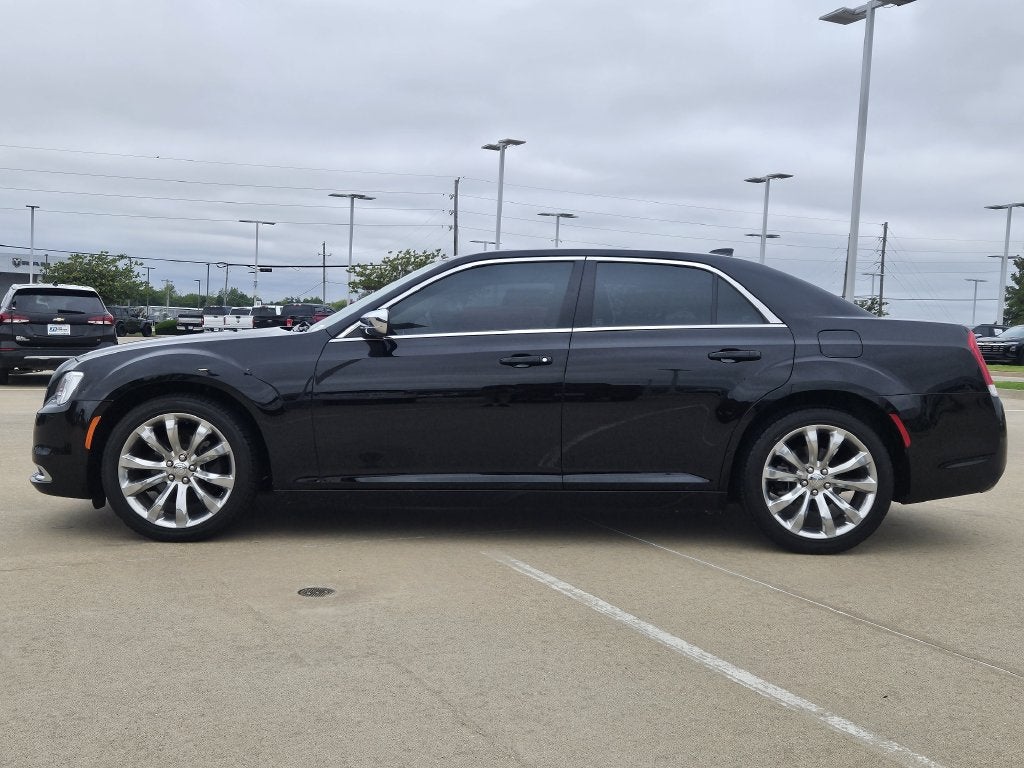 2020 Chrysler 300 Touring