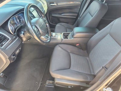 2022 Chrysler 300 Touring