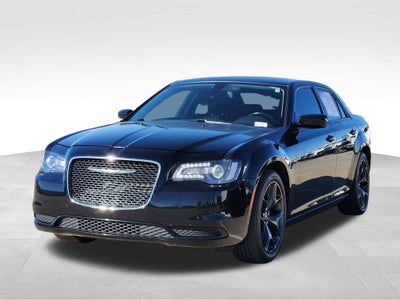 2022 Chrysler 300 Touring