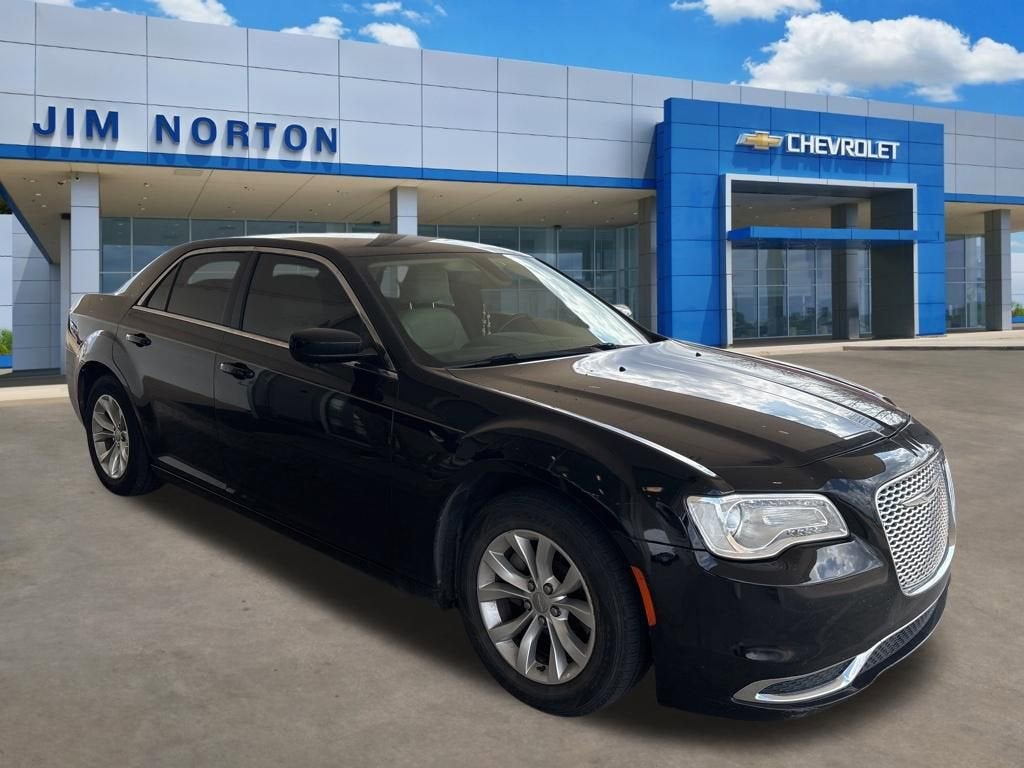 2015 Chrysler 300 Limited