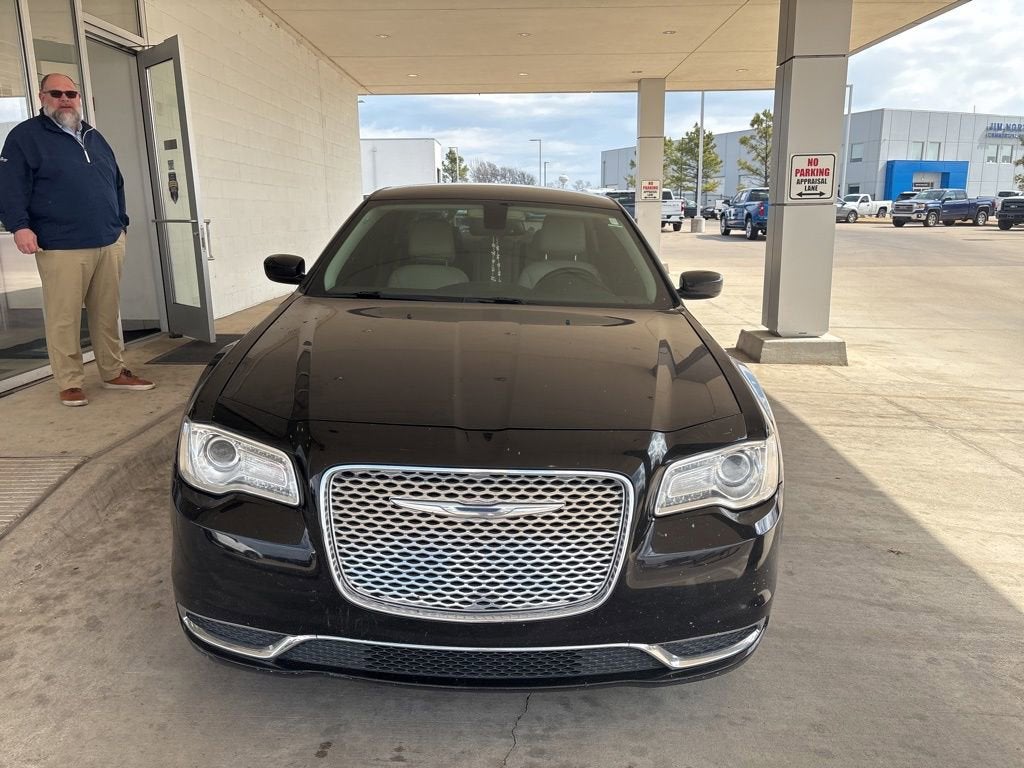 2015 Chrysler 300 Limited
