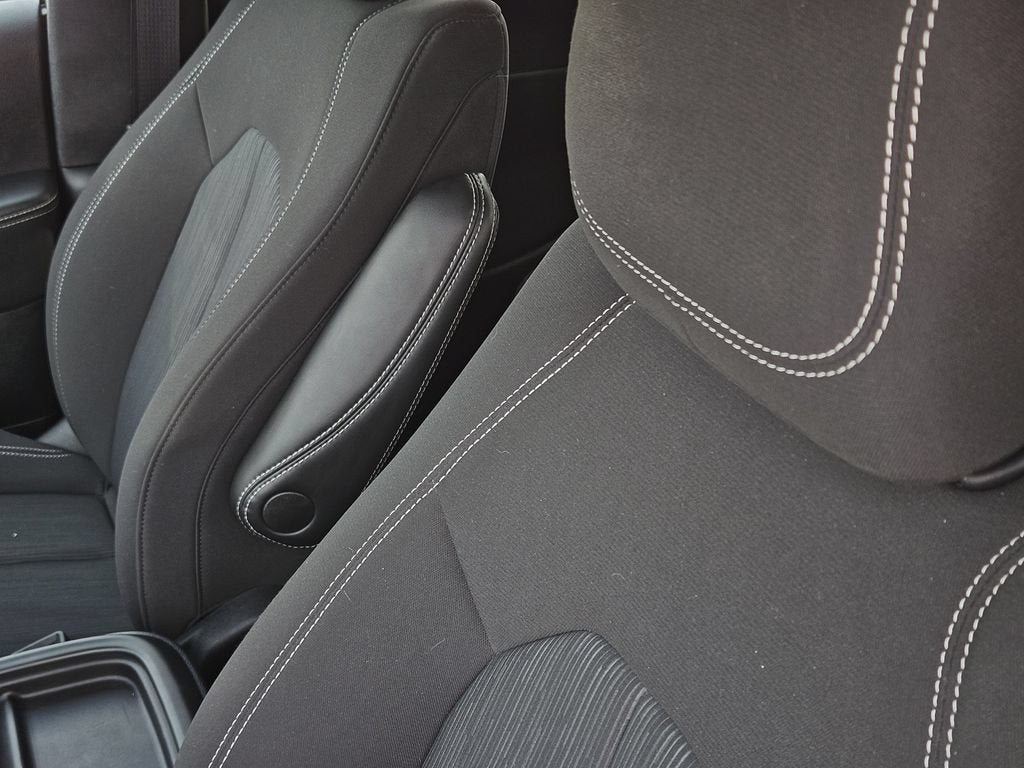2024 Chrysler Pacifica Touring