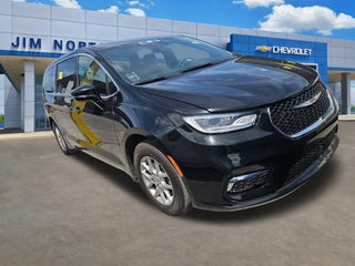2024 Chrysler Pacifica Touring