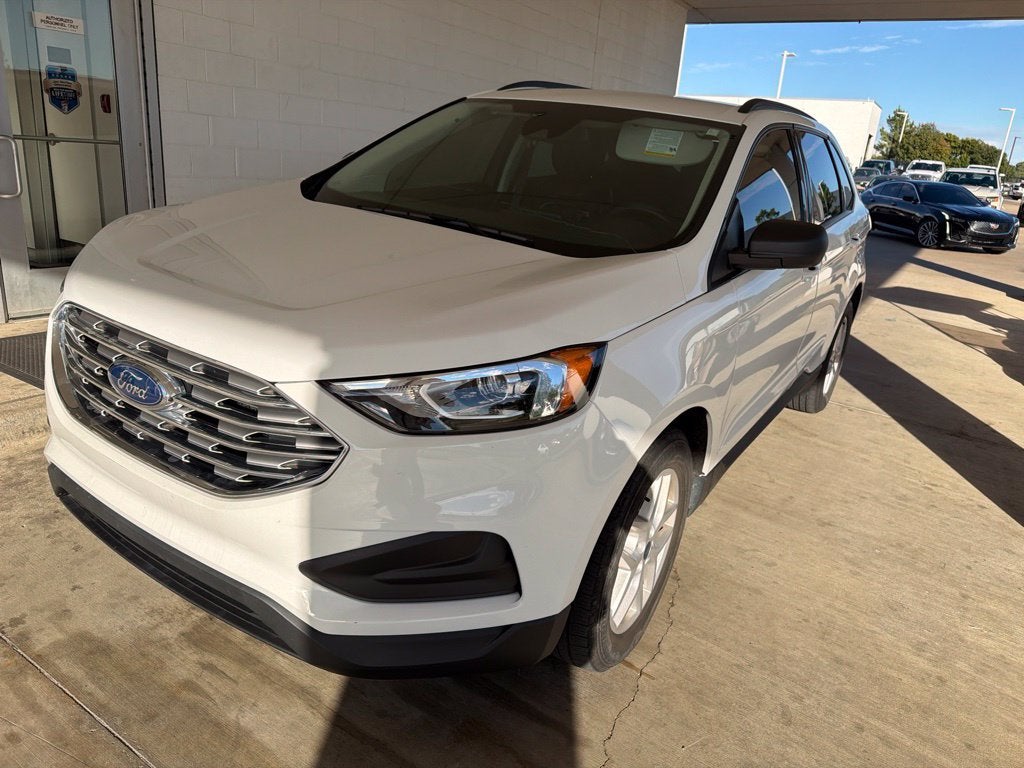 2022 Ford Edge SE