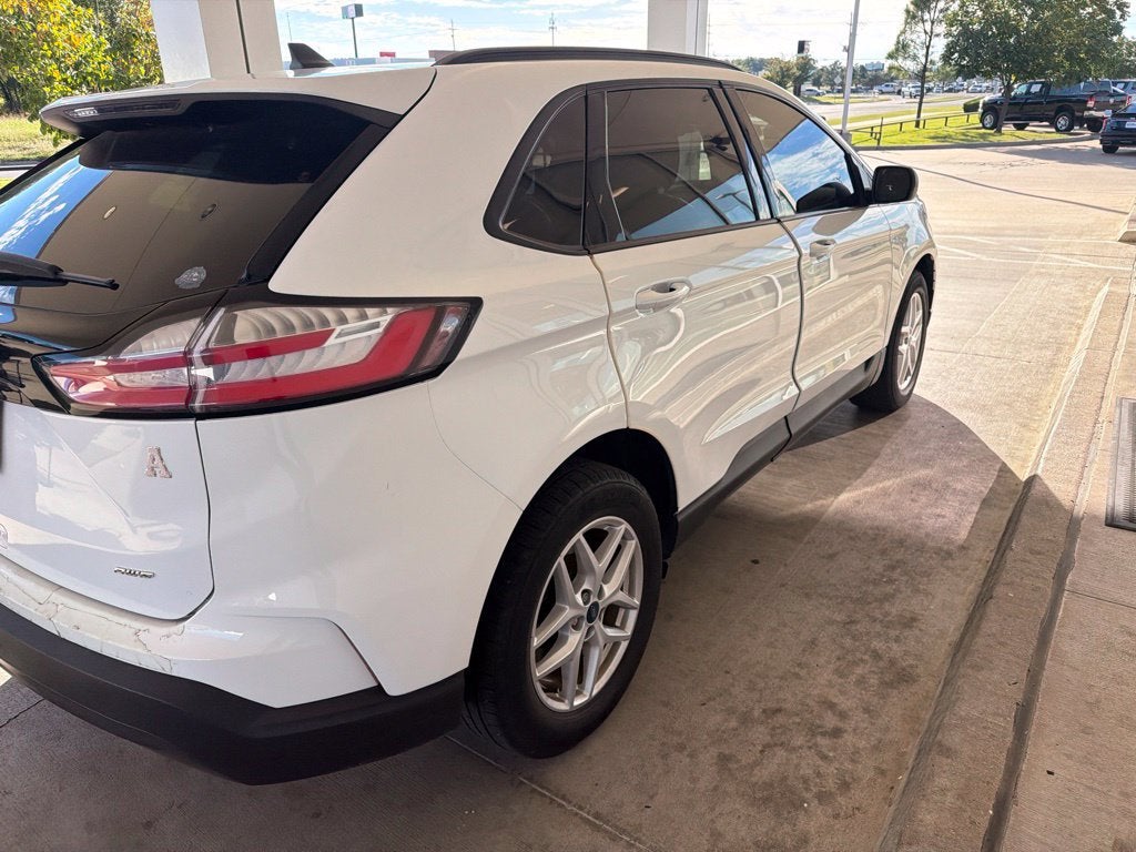 2022 Ford Edge SE