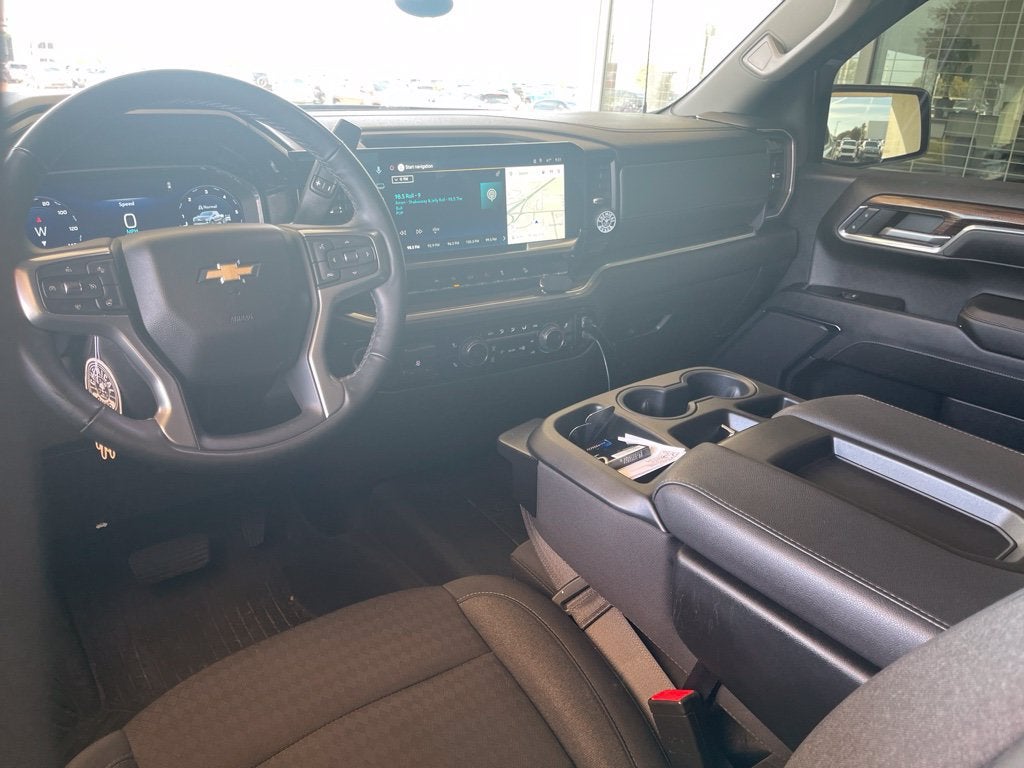 2024 Chevrolet Silverado 1500 LT