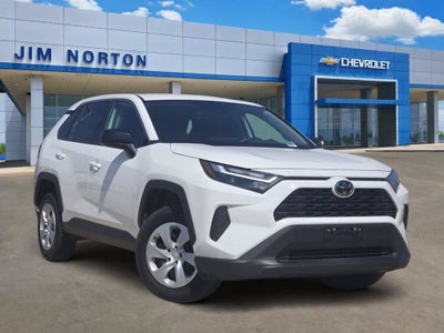 2024 Toyota RAV4 LE