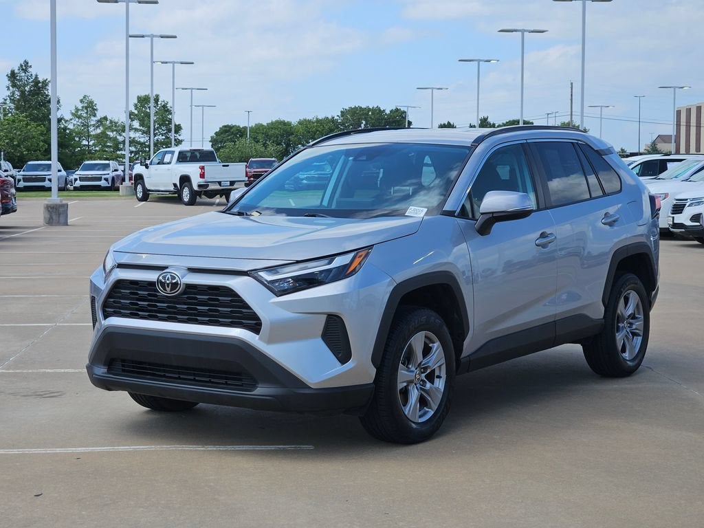 2024 Toyota RAV4 XLE