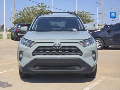 2020 Toyota RAV4 XLE