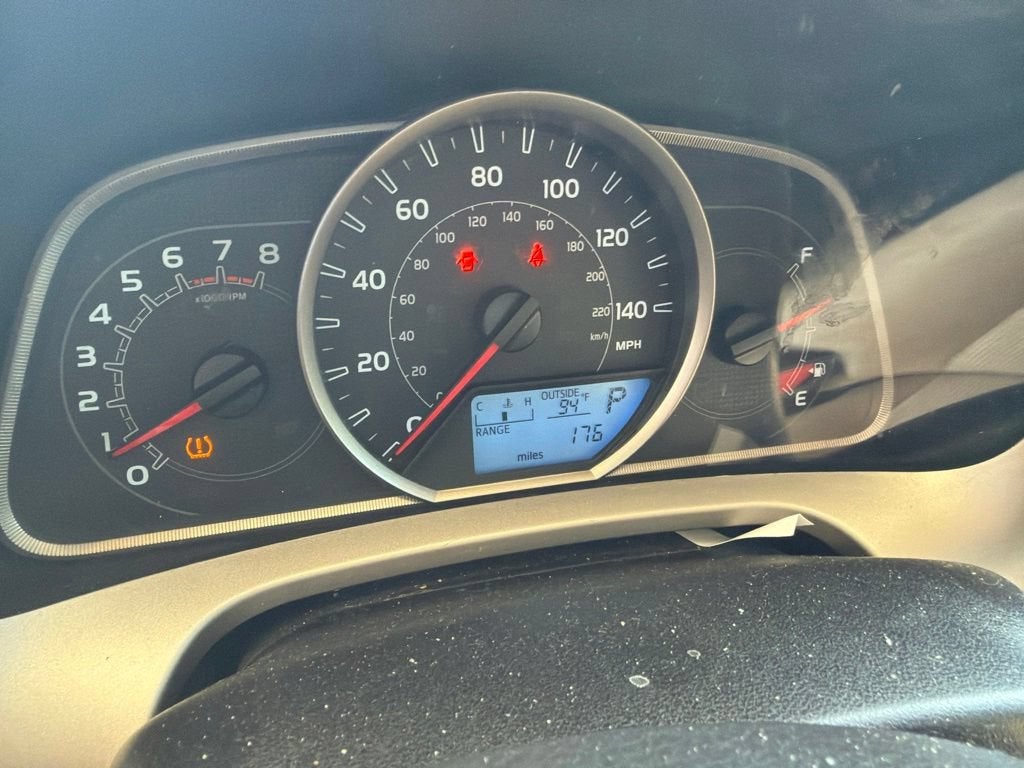 2013 Toyota RAV4 LE