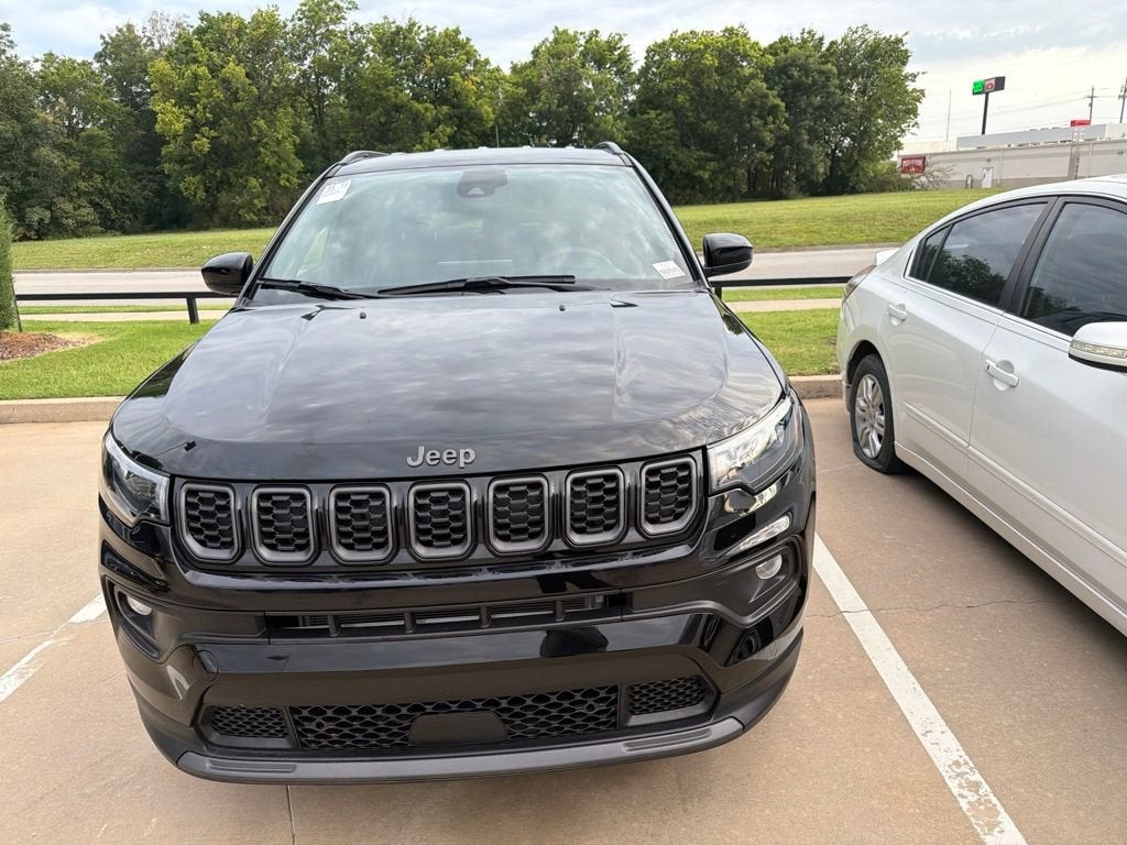 2026 Jeep Compass Latitude Altitude