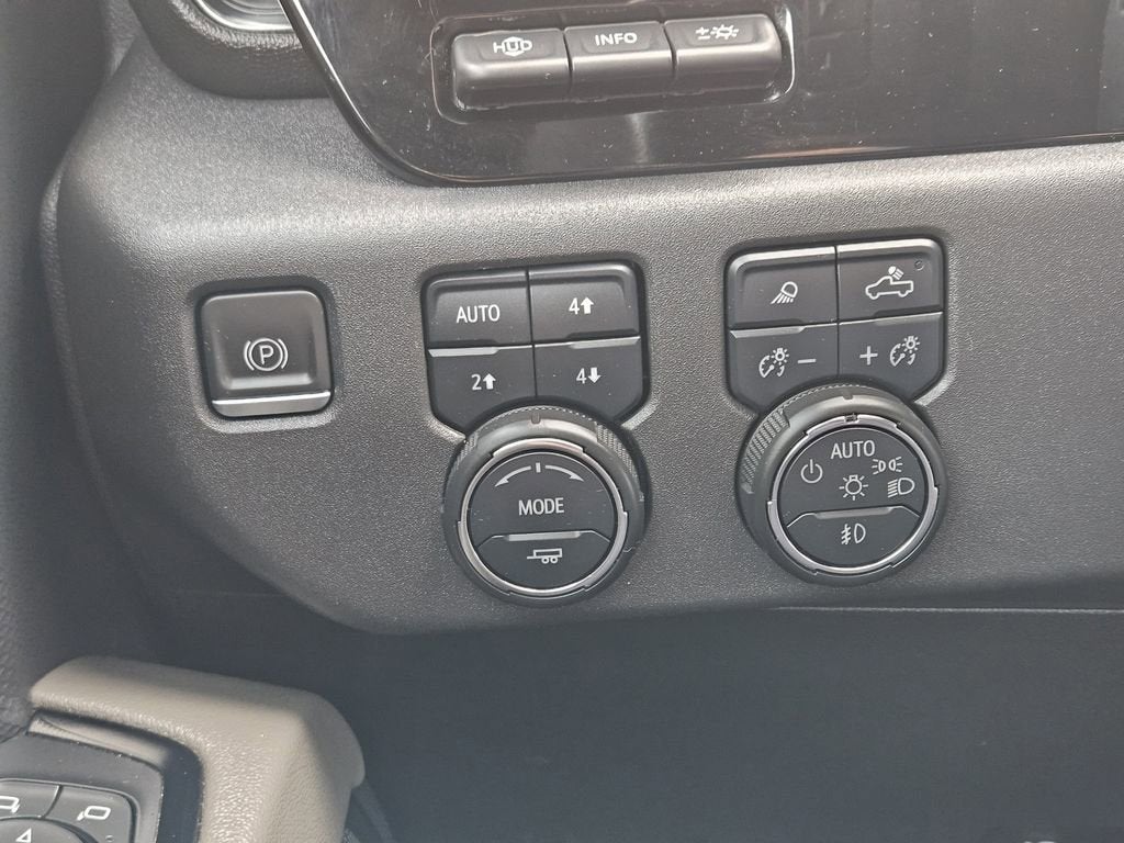 2023 Chevrolet Silverado 1500 ZR2