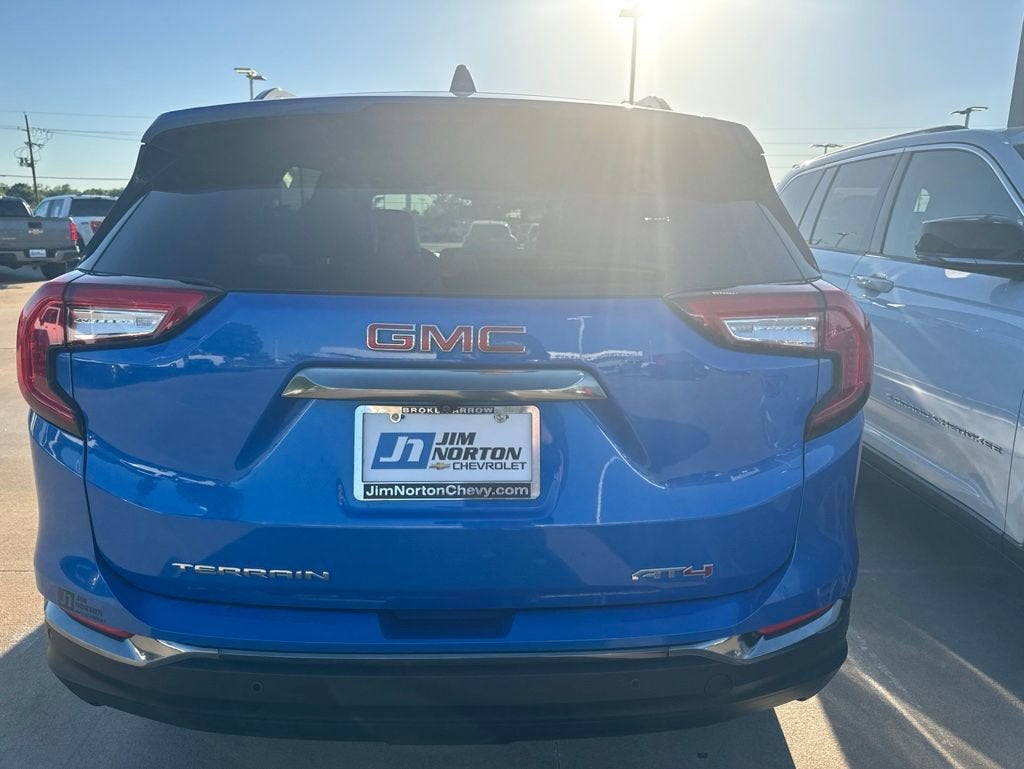 2024 GMC Terrain AT4