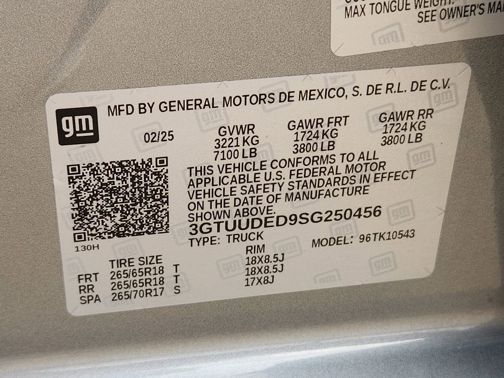 2025 GMC Sierra 1500 SLT