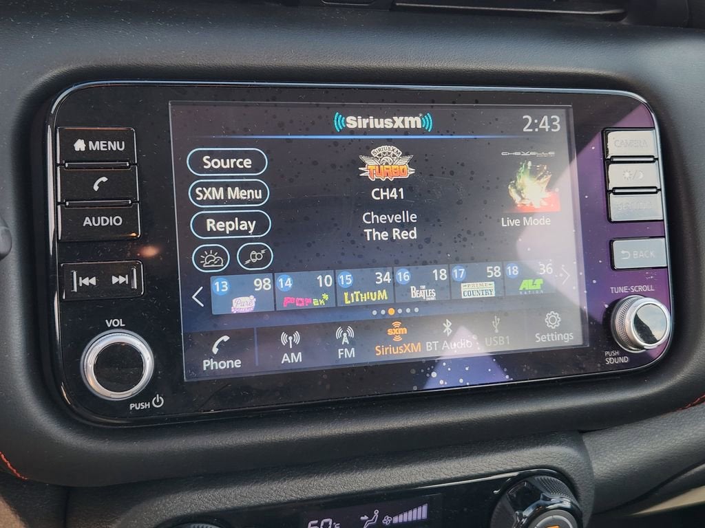 2024 Nissan Kicks SR