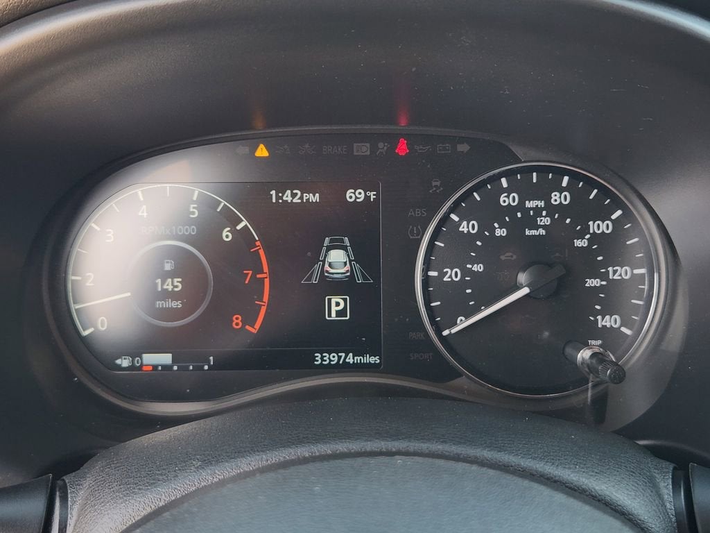 2023 Nissan Kicks SR