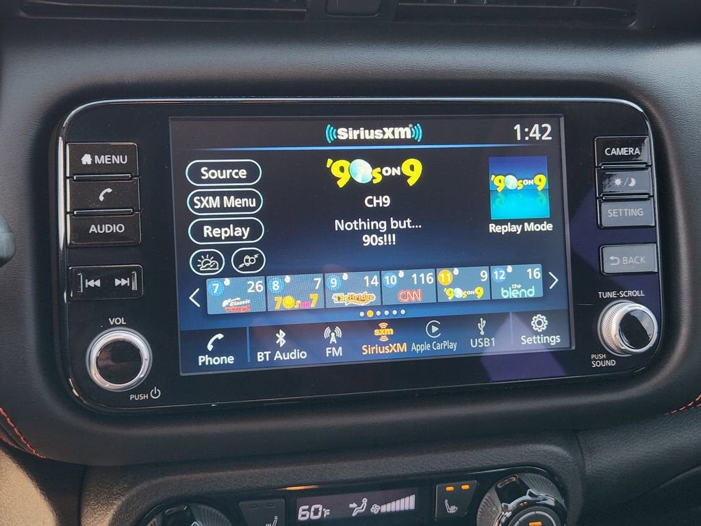 2023 Nissan Kicks SR