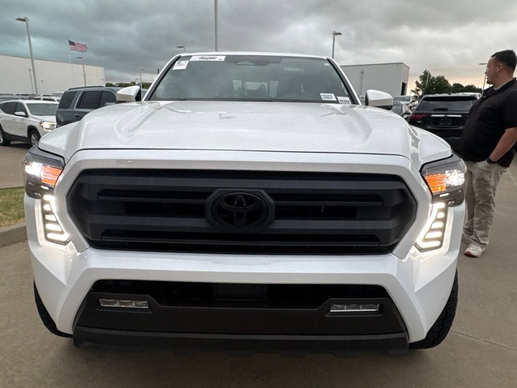 2024 Toyota Tacoma 4WD SR5