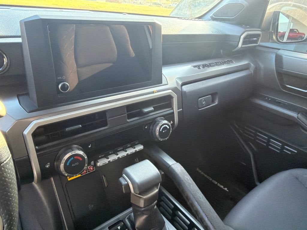 2024 Toyota Tacoma 4WD SR5