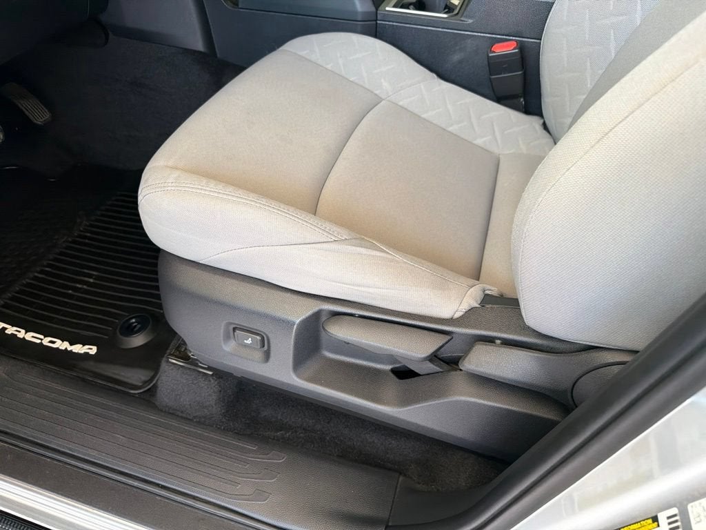 2024 Toyota Tacoma 4WD SR5