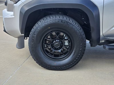 2024 Toyota Tacoma 4WD SR5