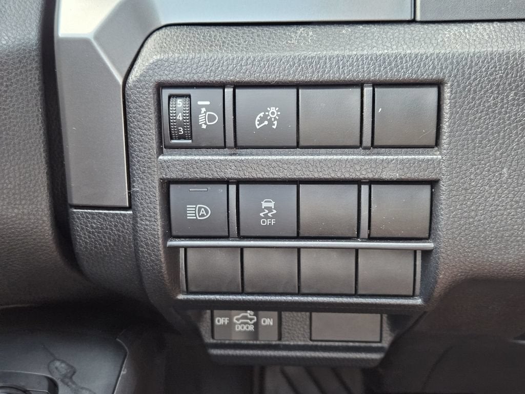 2024 Toyota Tacoma 4WD SR5