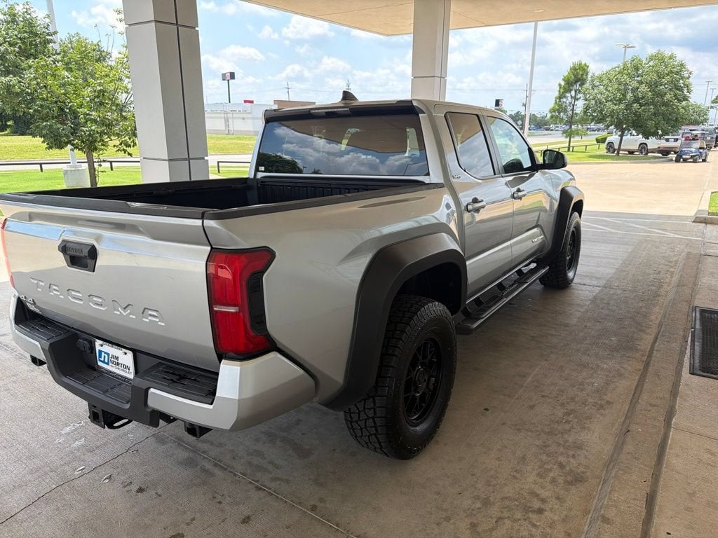 2024 Toyota Tacoma 4WD SR5