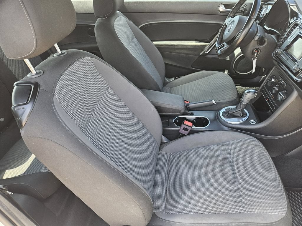 2019 Volkswagen Beetle S